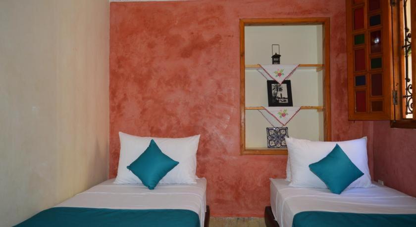 Standard Double or Twin Room,711639268:JPEG